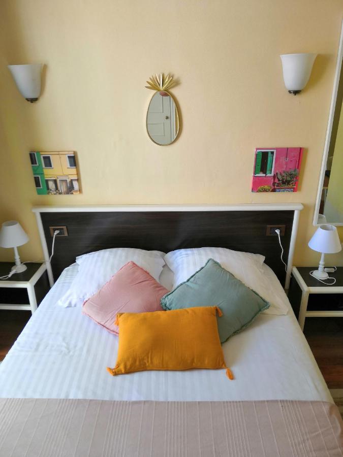 Hotel Le Victoria Draguignan Eksteriør bilde